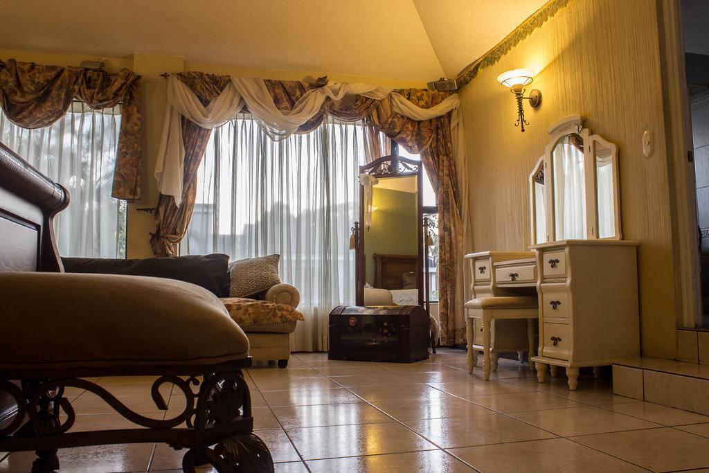 Mi Casa, Tu Casa Apartment Guatemala City Exterior photo